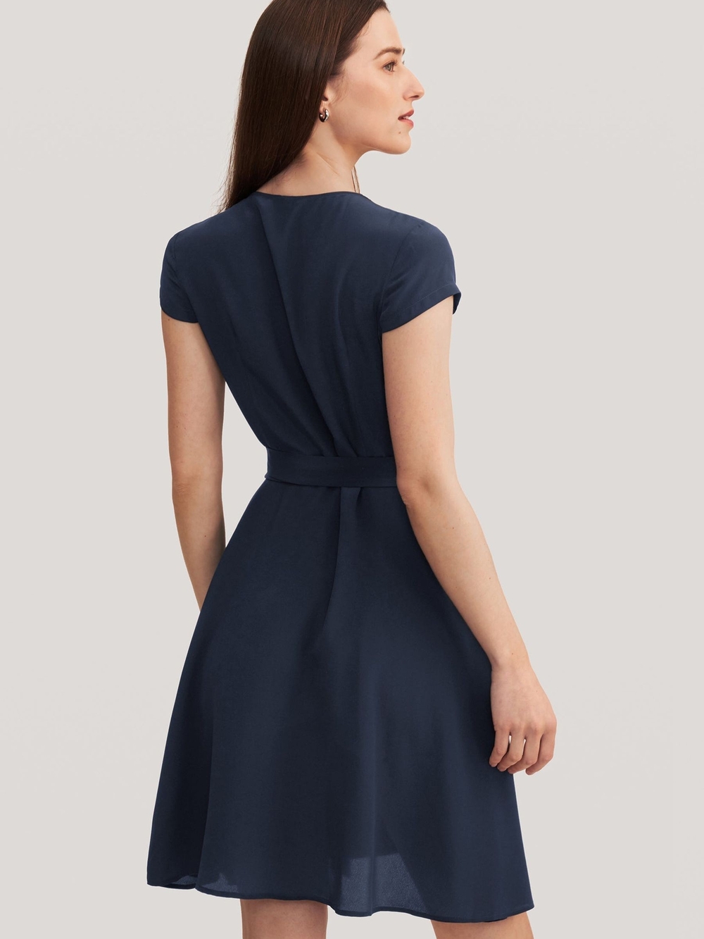 LilySilk Navy Silk Wrap Dress Sz 2 Mulberry Silk Quiet Luxury Coastal Chic - Picture 3 of 12